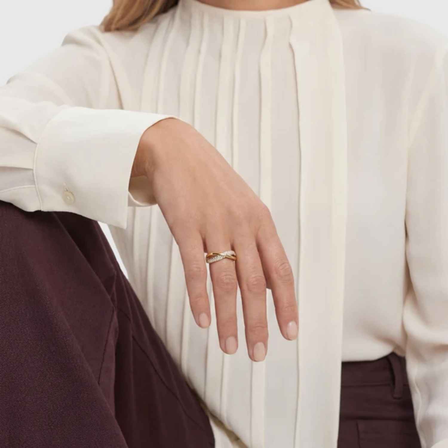 DETAIL260371